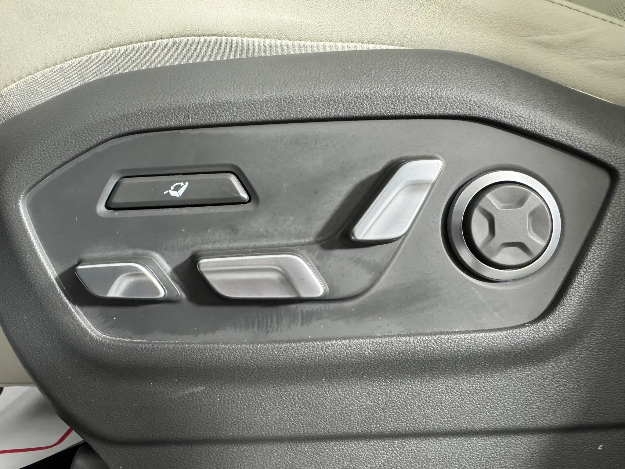 Used 2024 Hyundai Santa Fe Calligraphy AWD/4WD image 35