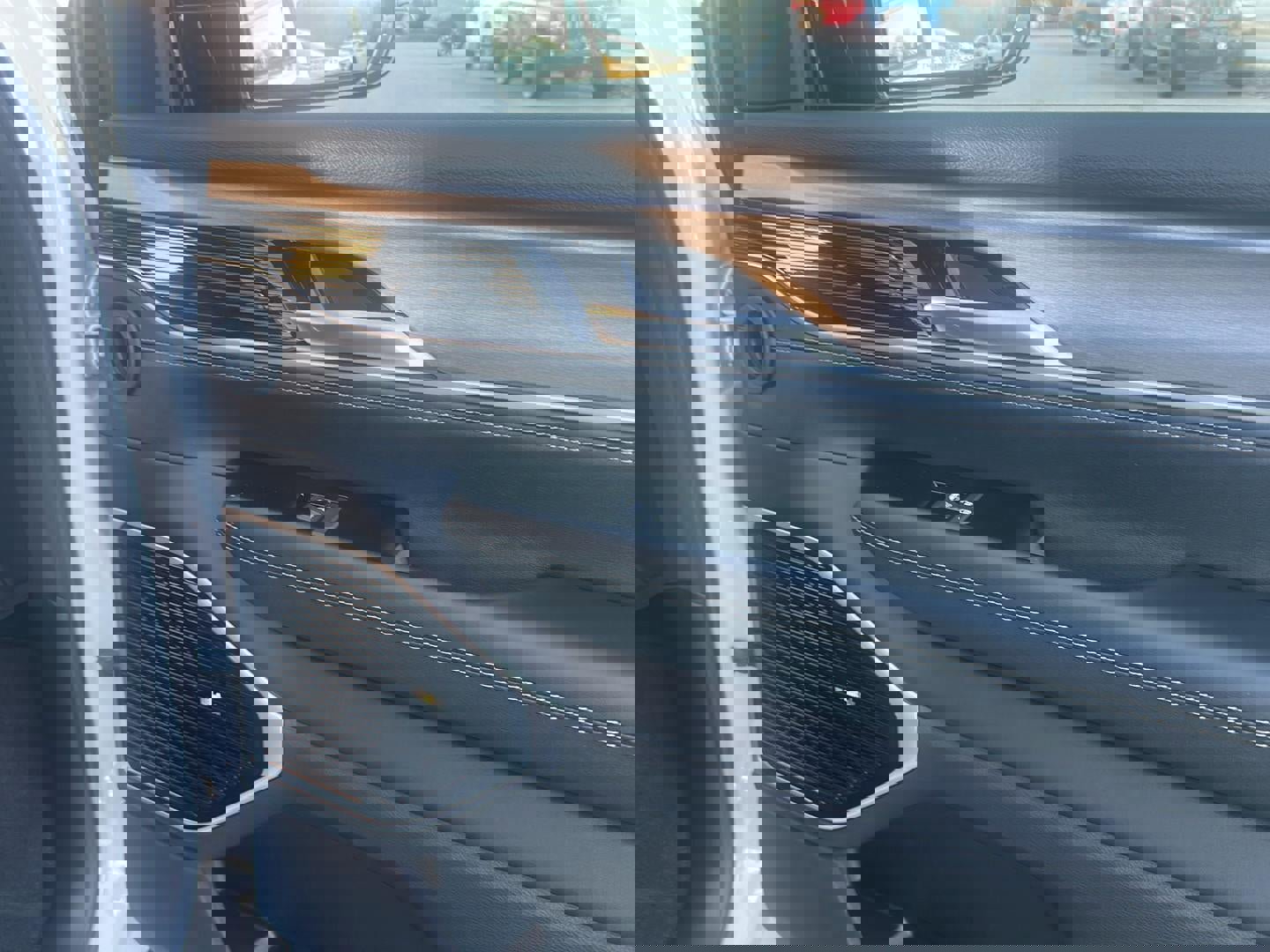 New 2026 Jeep Grand Wagoneer Limited AWD/4WD image 10