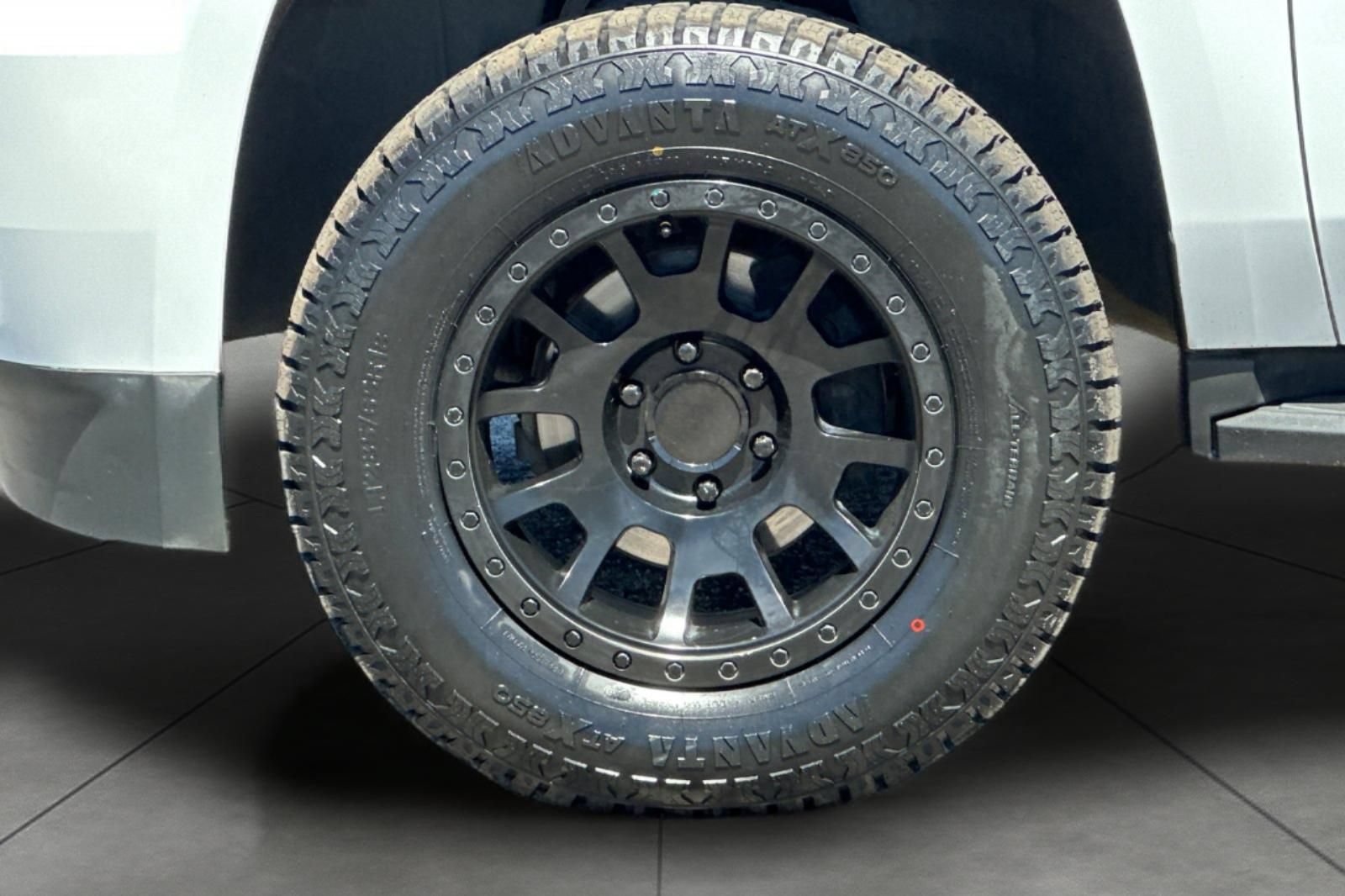 Used 2020 Chevrolet Tahoe LT AWD/4WD image 27