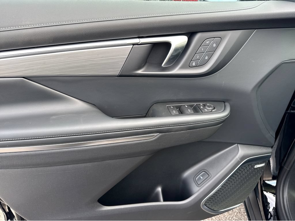 New 2026 Buick Enclave Preferred w/ Power Package FWD image 10