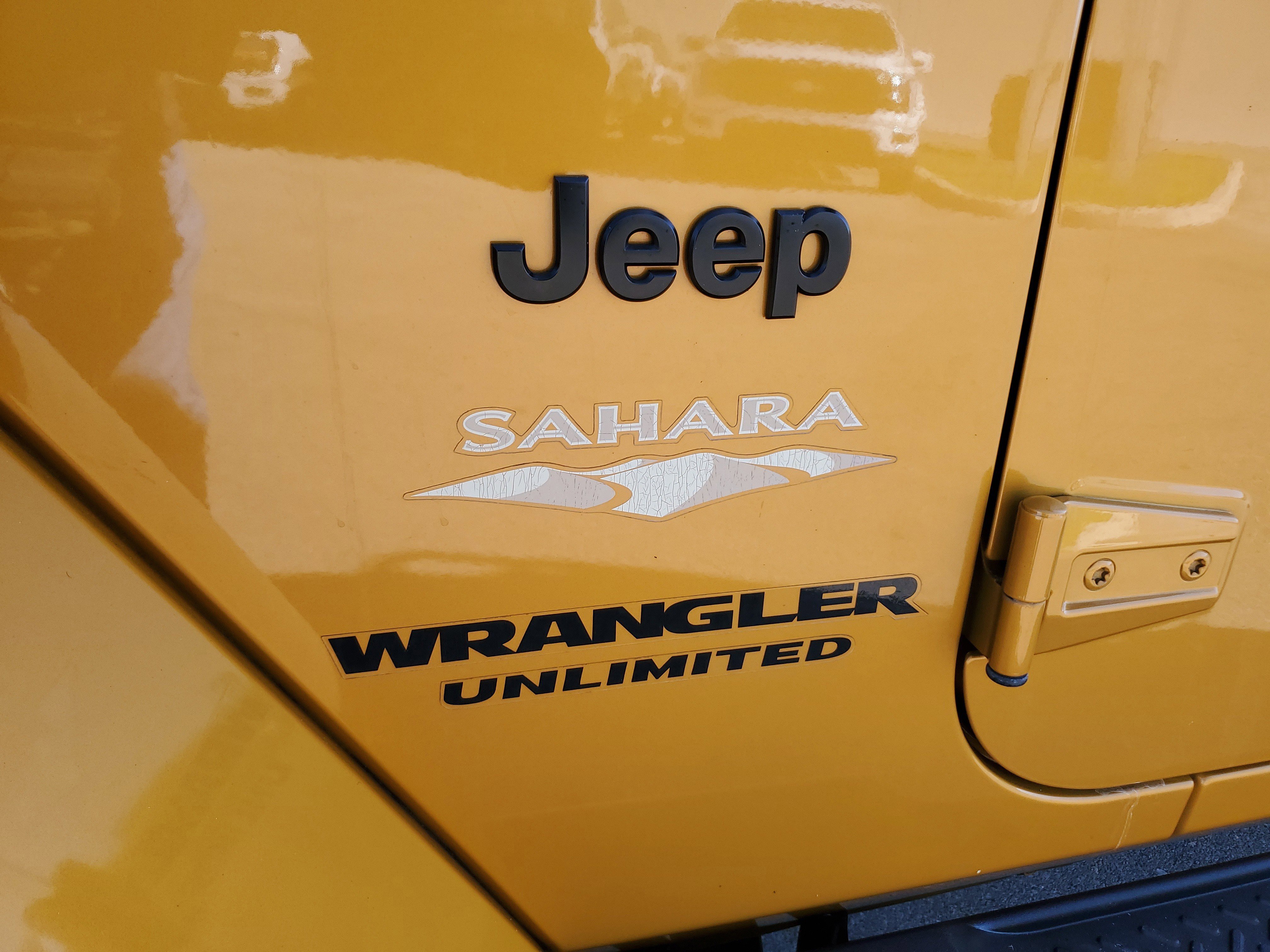 Used 2014 Jeep Wrangler Unlimited Sahara w/ Connectivity Group image 29