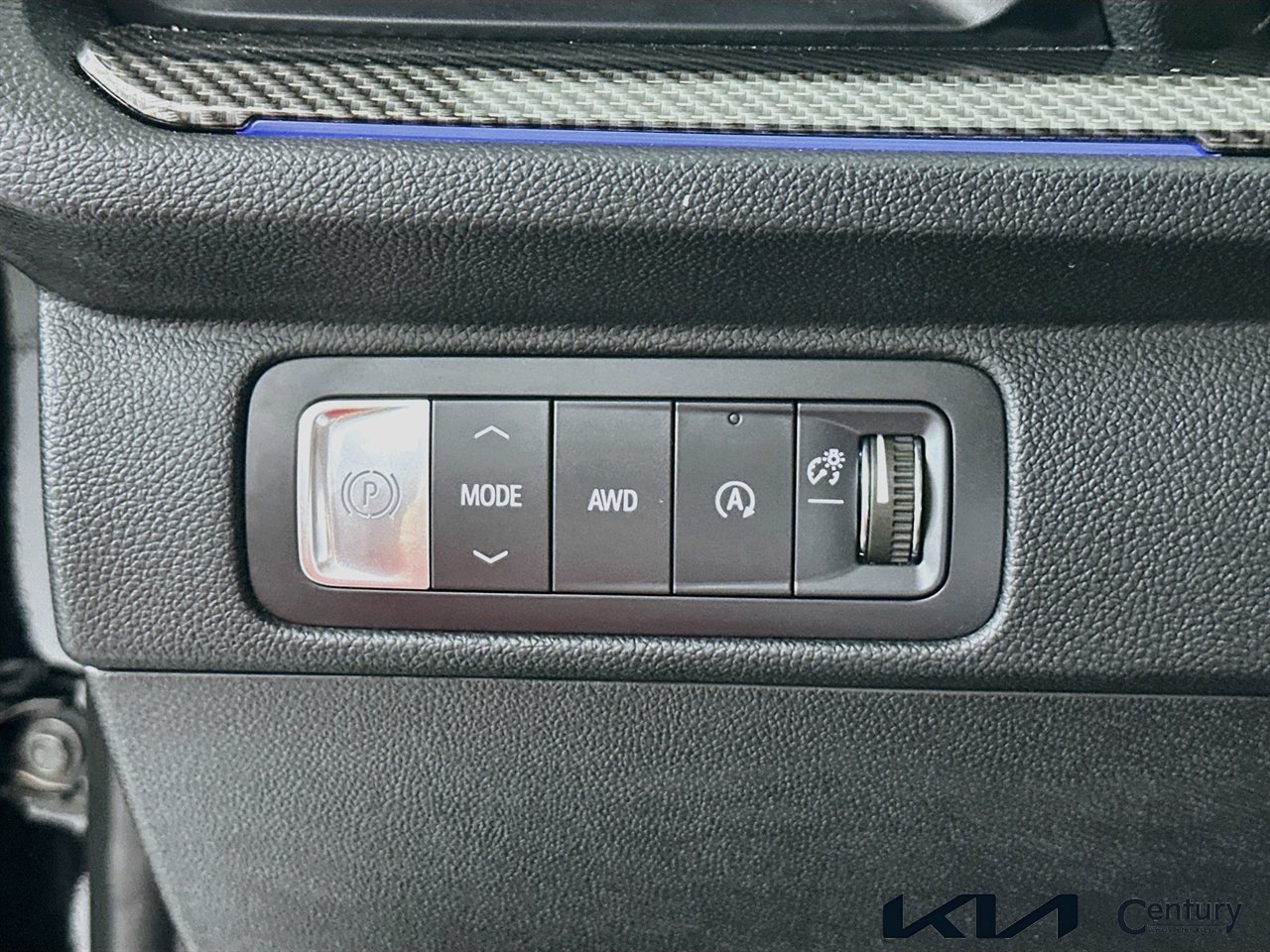 Used 2025 Chevrolet Traverse High Country AWD/4WD image 10