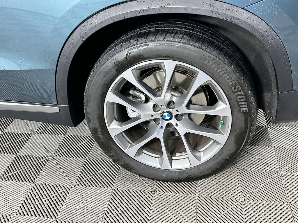 Used 2025 BMW X5 xDrive40i image 39