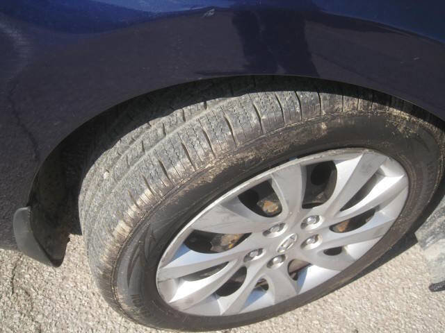Used 2013 Hyundai Elantra GLS image 25