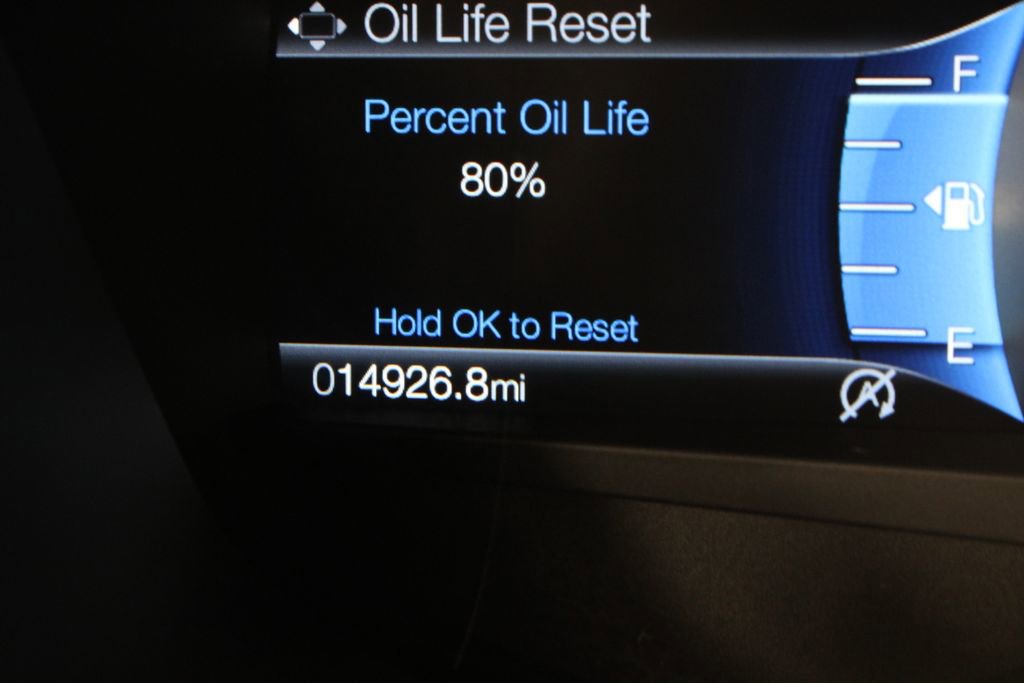 Used 2019 Ford Fusion SE image 24