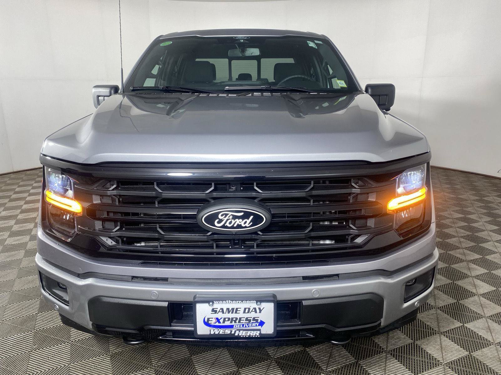 New 2026 Ford F150 XLT w/ Equipment Group 302A MID AWD/4WD image 30