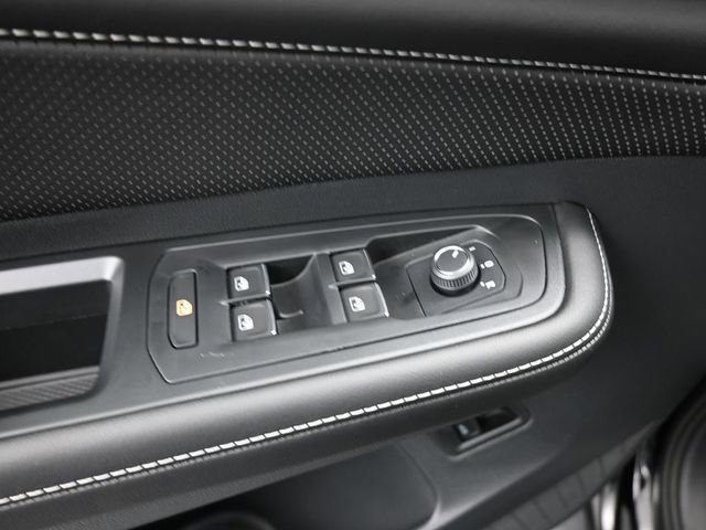 New 2026 Volkswagen Atlas SE image 13