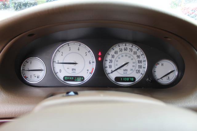 Used 2000 Chrysler 300M image 36