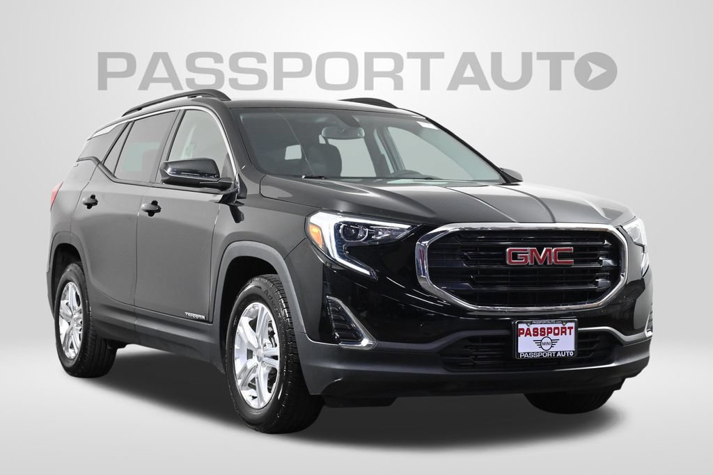 Used 2018 GMC Terrain SLE w/ Driver Convenience Package AWD/4WD image 3