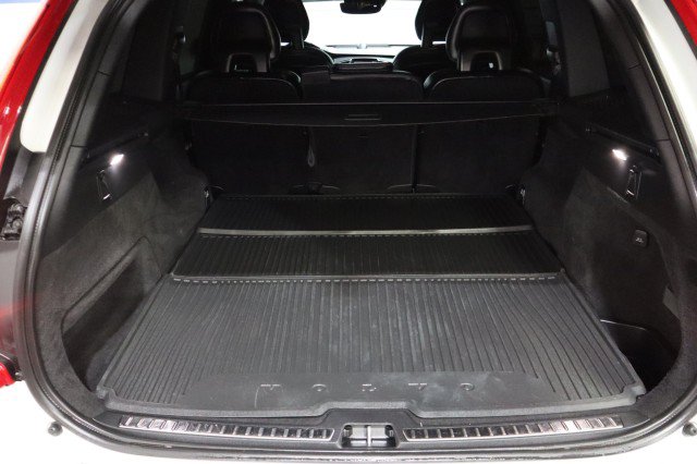 Used 2018 Volvo XC90 T5 R-Design w/ Convenience Package FWD image 28