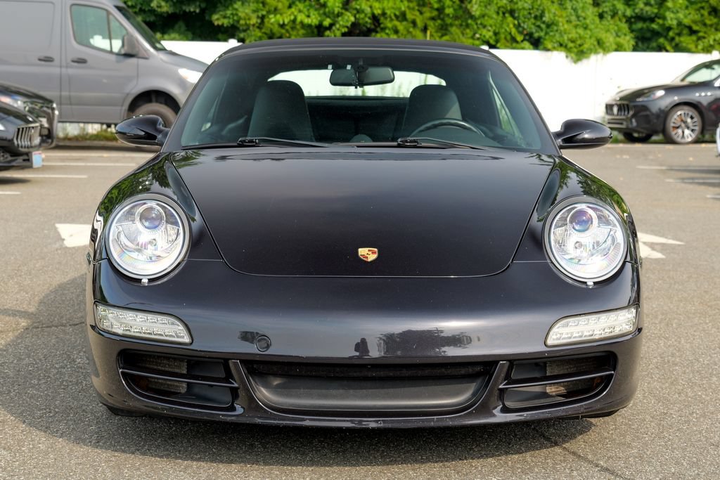Used 2006 Porsche 911 Carrera RWD image 3