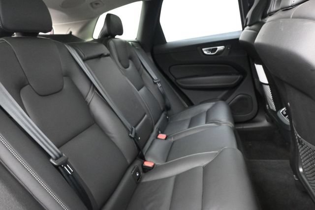 Used 2025 Volvo XC60 B5 Ultra w/ Protection Package Premier AWD/4WD image 33