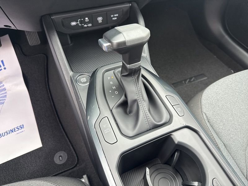 New 2025 Kia K4 LXS image 35
