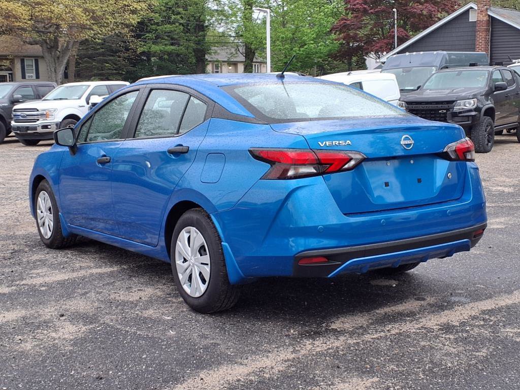 Used 2024 Nissan Versa S w/ Trunk Package image 7