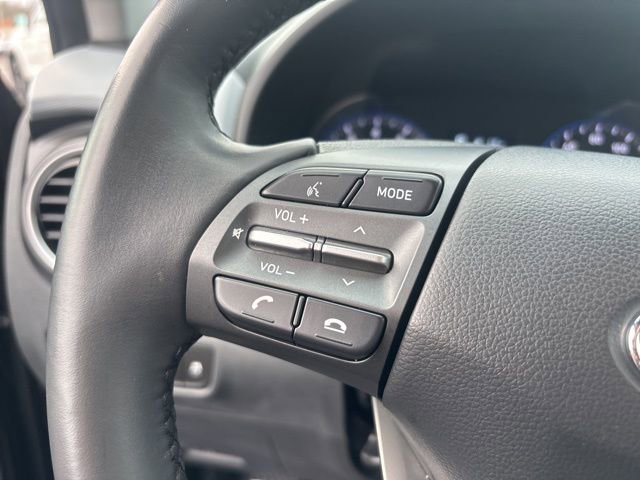 Used 2020 Hyundai Kona SEL w/ Cargo Package image 24