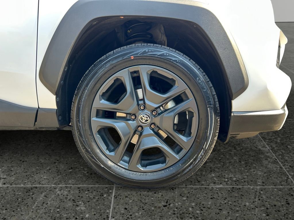 Used 2023 Toyota RAV4 Adventure image 9