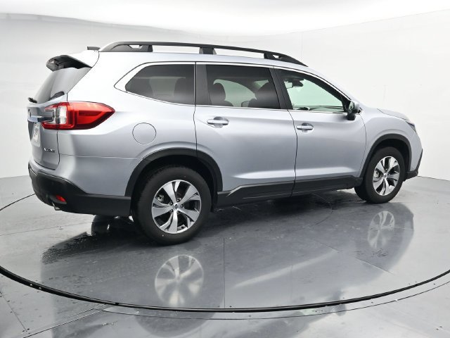 Used 2025 Subaru Ascent Premium AWD/4WD image 10