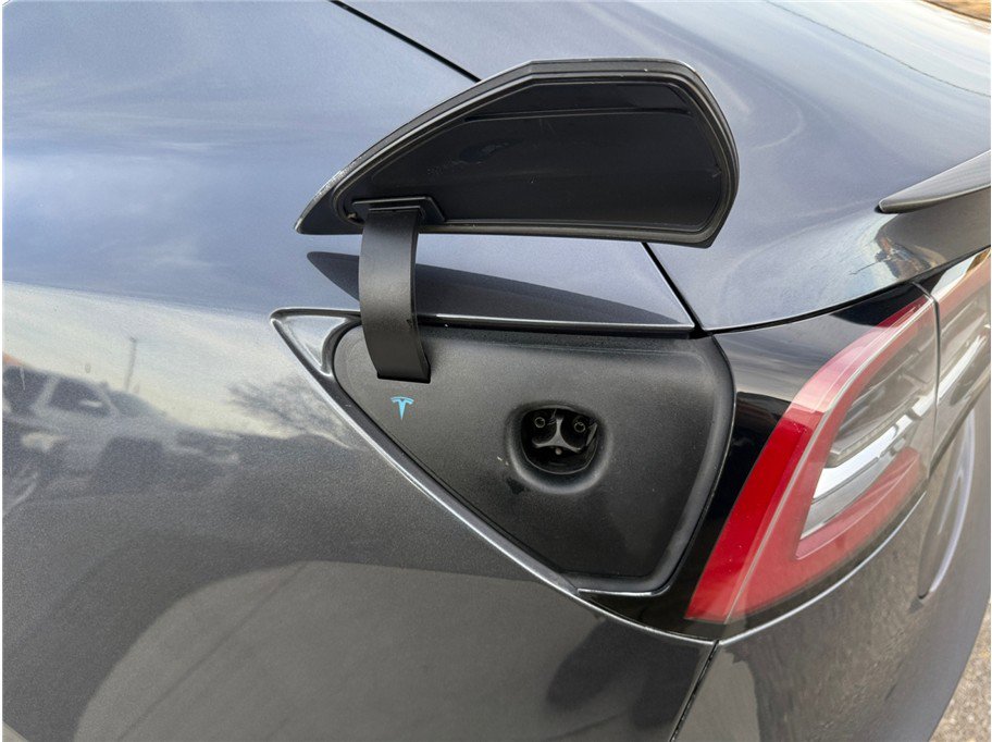 Used 2019 Tesla Model 3 Performance image 46