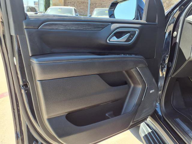 Used 2022 GMC Yukon SLT w/ SLT Premium Package image 21