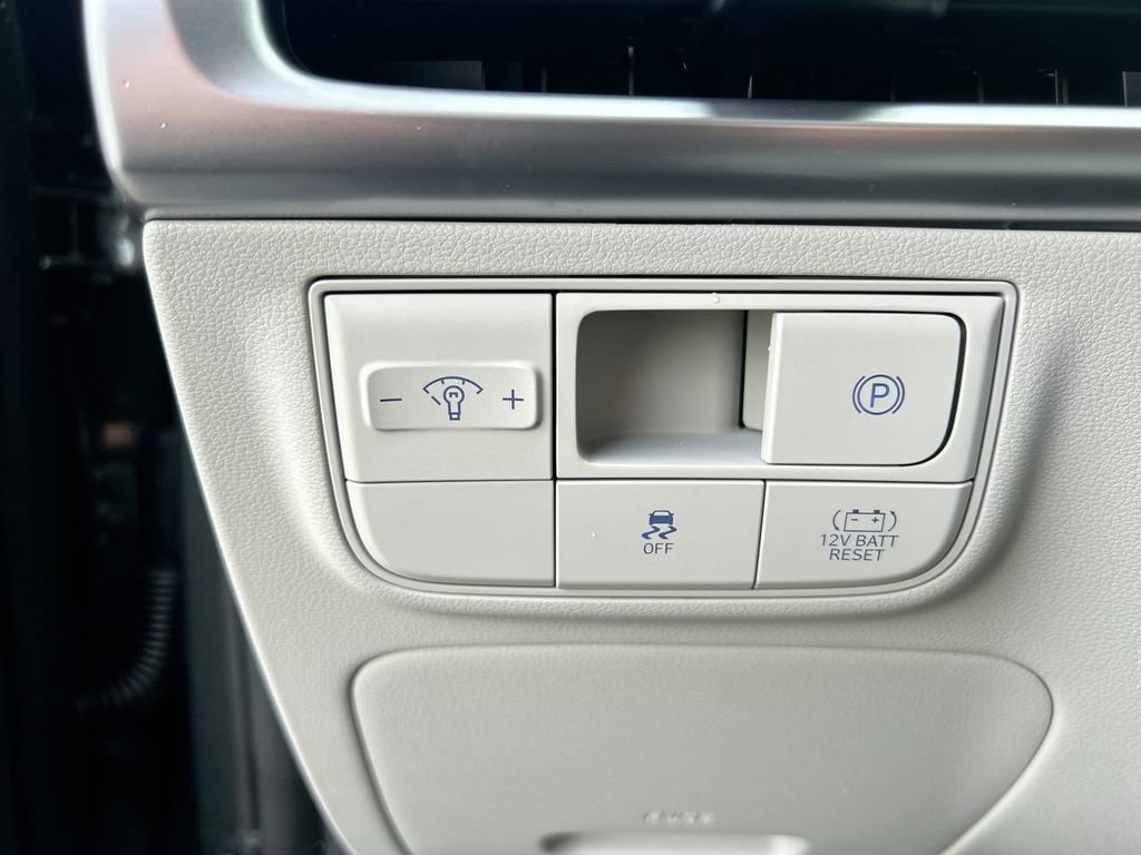 New 2026 Hyundai Tucson Blue SE AWD/4WD image 25