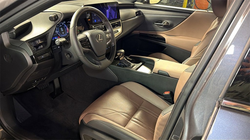 Used 2024 Lexus ES 350 Luxury w/ Technology Package image 24