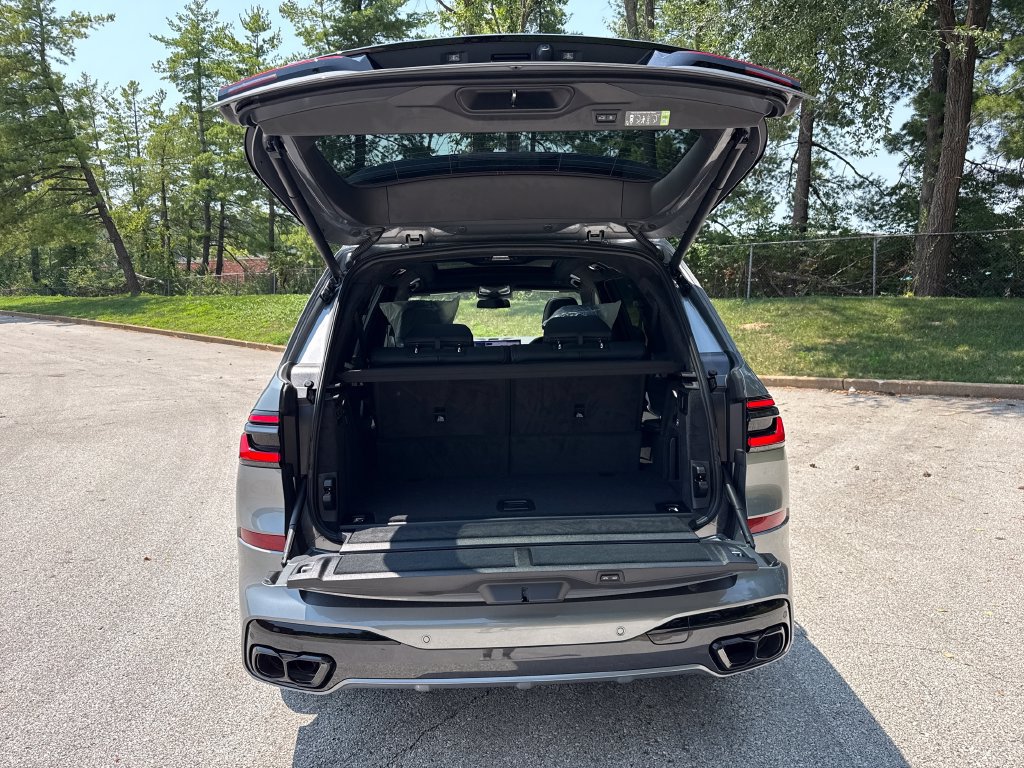 New 2027 BMW X7 M60i AWD/4WD image 26
