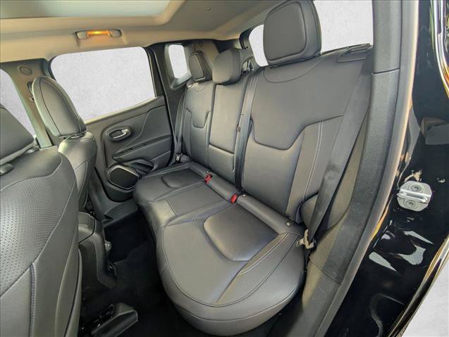 Used 2019 Jeep Renegade Limited w/ UConnect 8.4 Nav Group AWD/4WD image 20