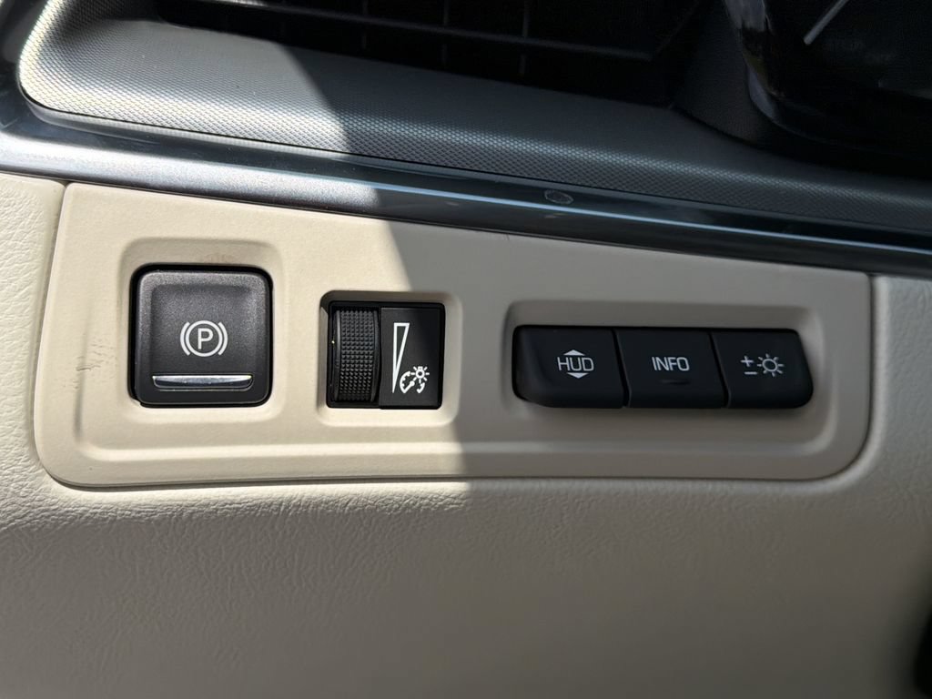 New 2026 Cadillac XT5 Premium Luxury w/ Driver Assist Package FWD image 32