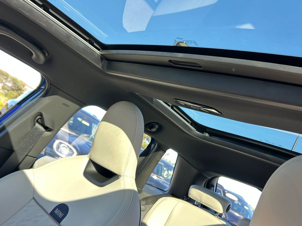 Used 2025 MINI Cooper S image 16