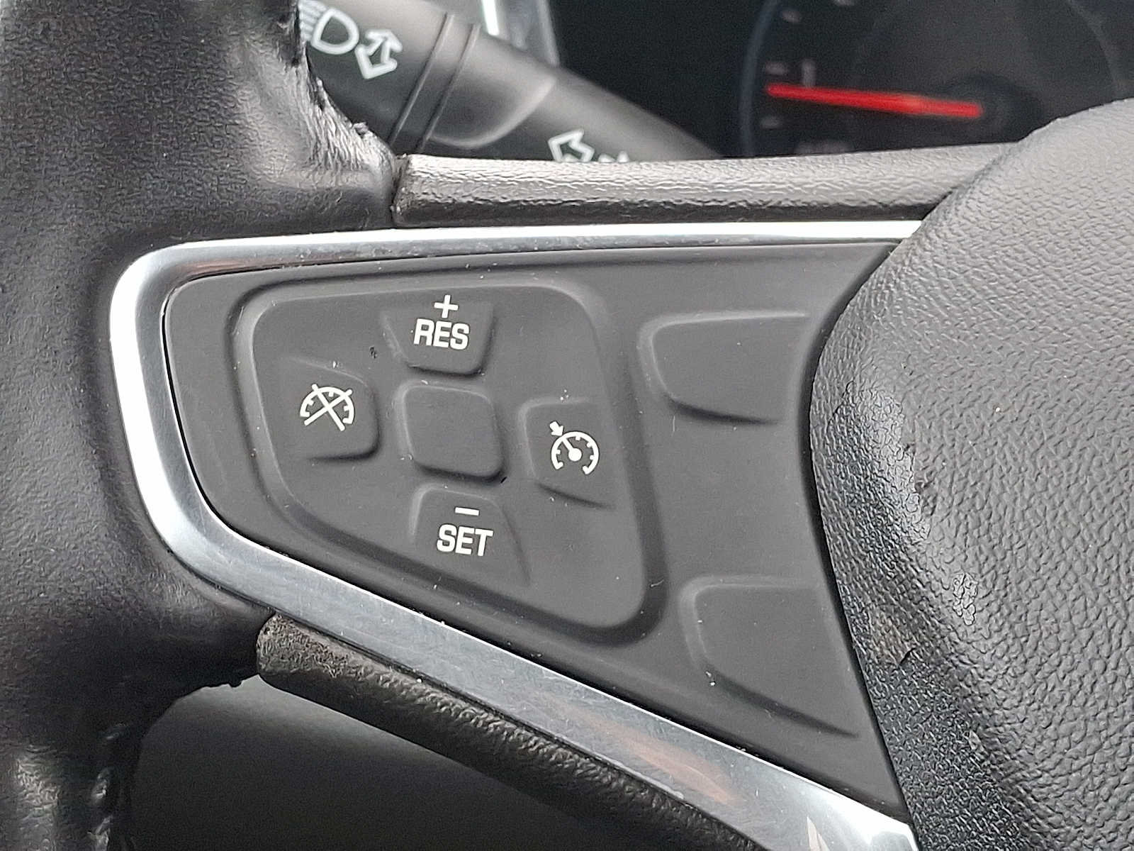 Used 2019 Chevrolet Equinox LT AWD/4WD image 20