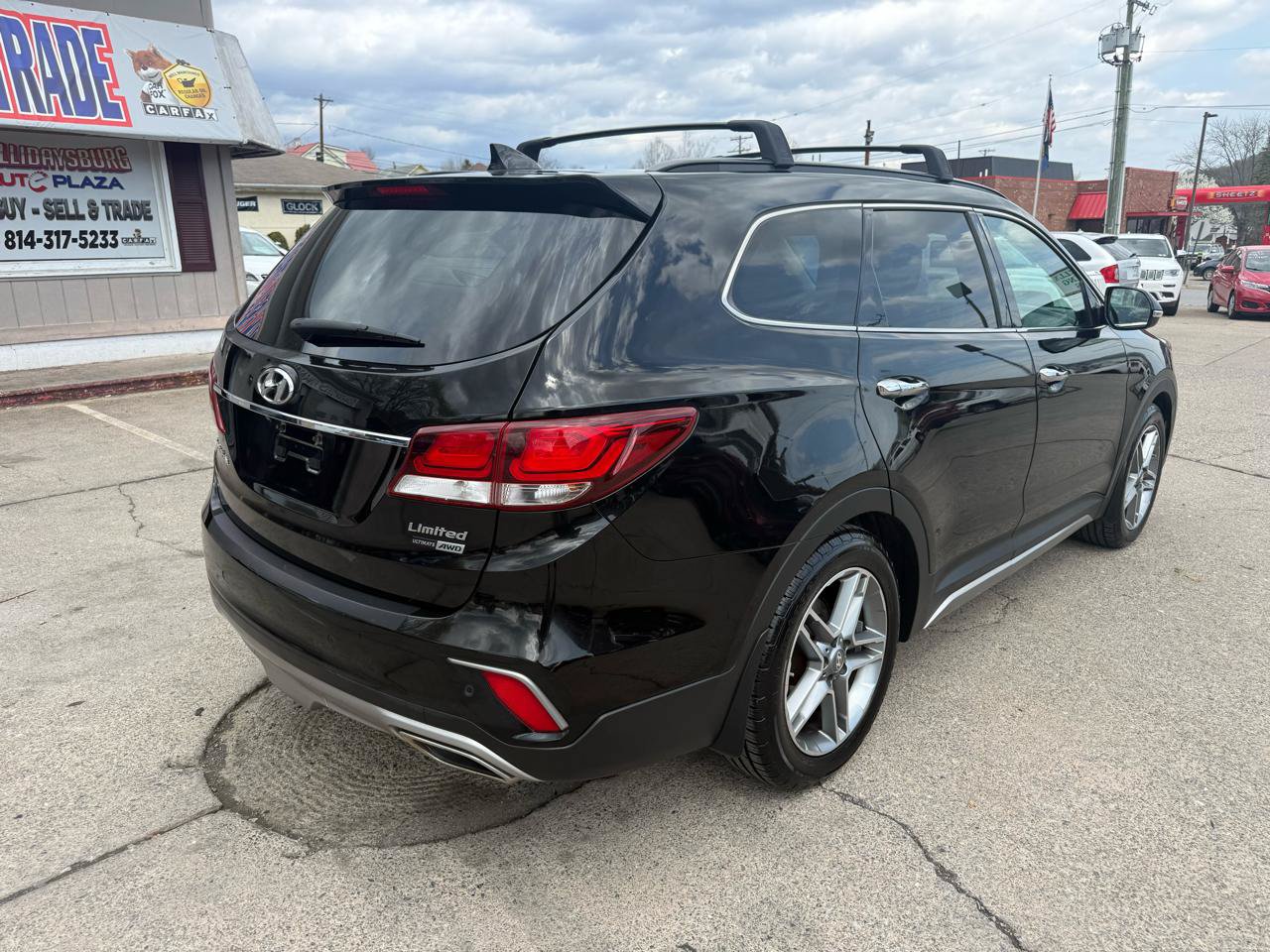 Used 2018 Hyundai Santa Fe Limited AWD/4WD image 7