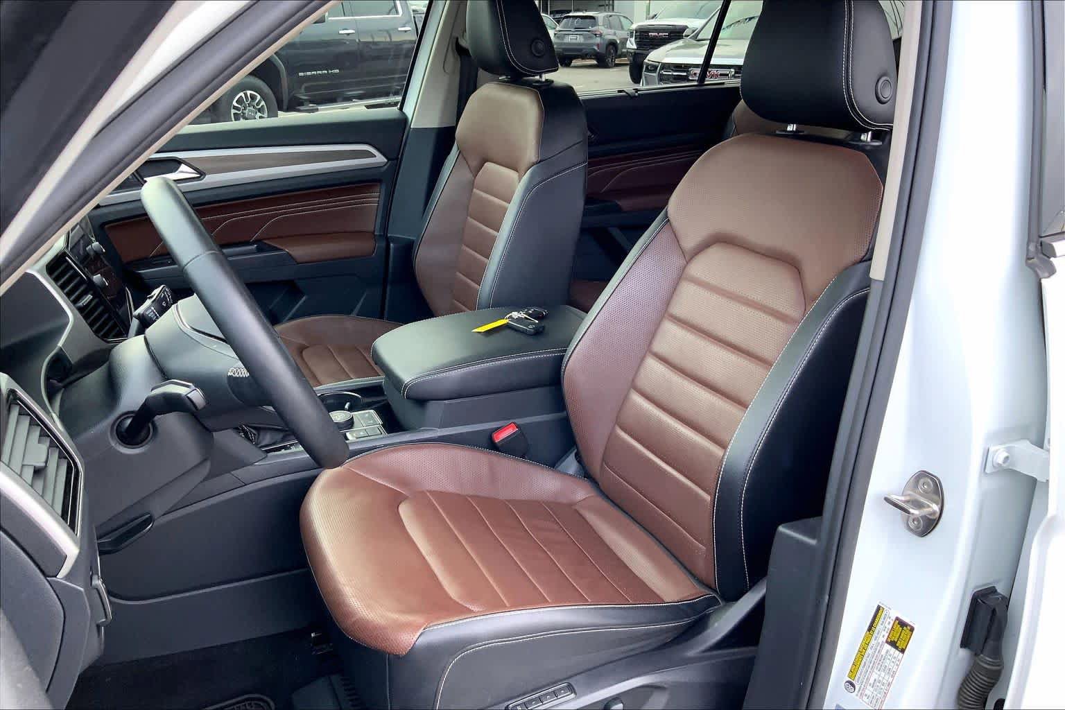 Used 2021 Volkswagen Atlas SEL Premium AWD/4WD image 8