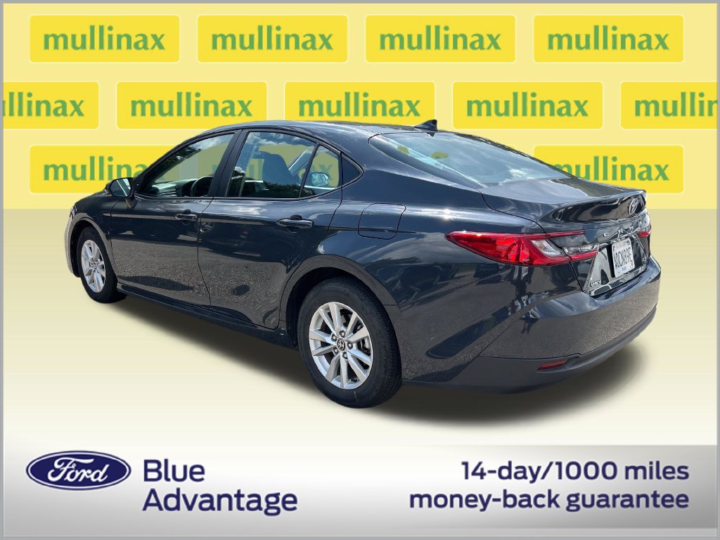 Used 2025 Toyota Camry LE FWD image 3