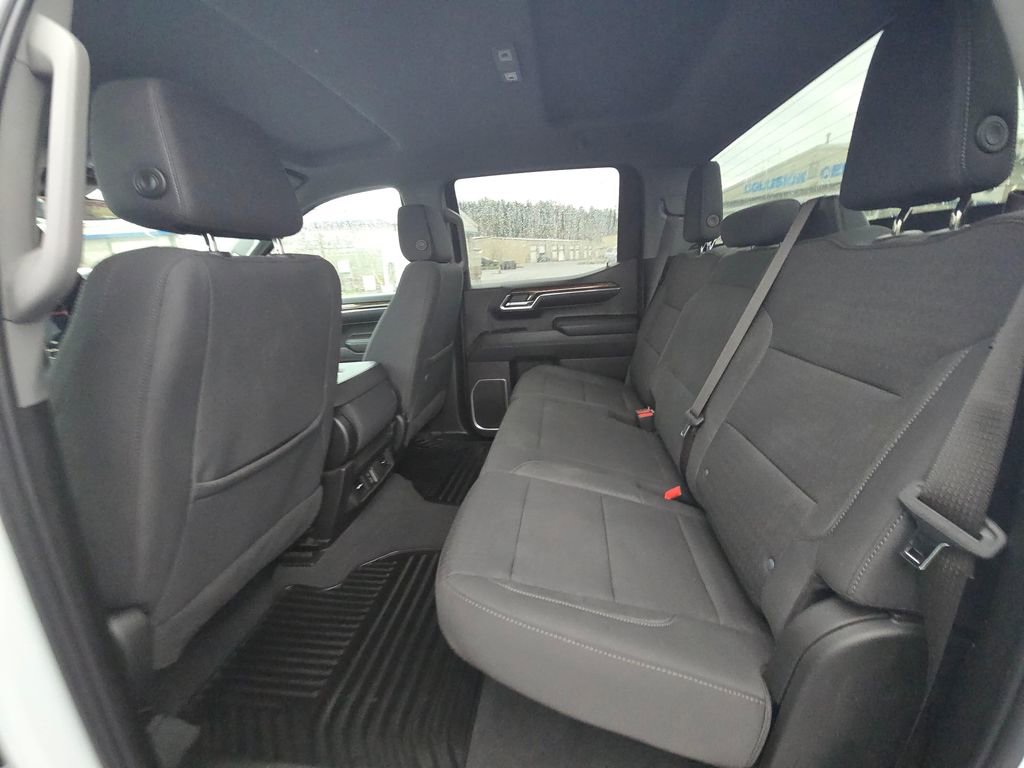 Used 2023 GMC Sierra 1500 SLE w/ Enhanced Capability Package AWD/4WD image 12