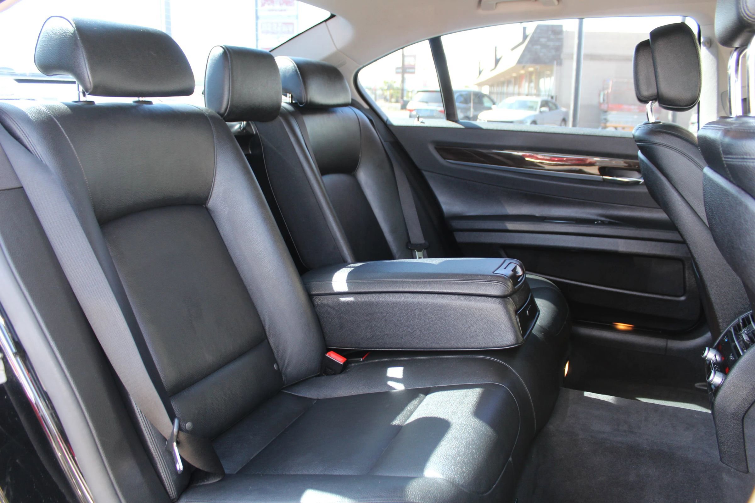 Used 2015 BMW 740Li RWD image 15