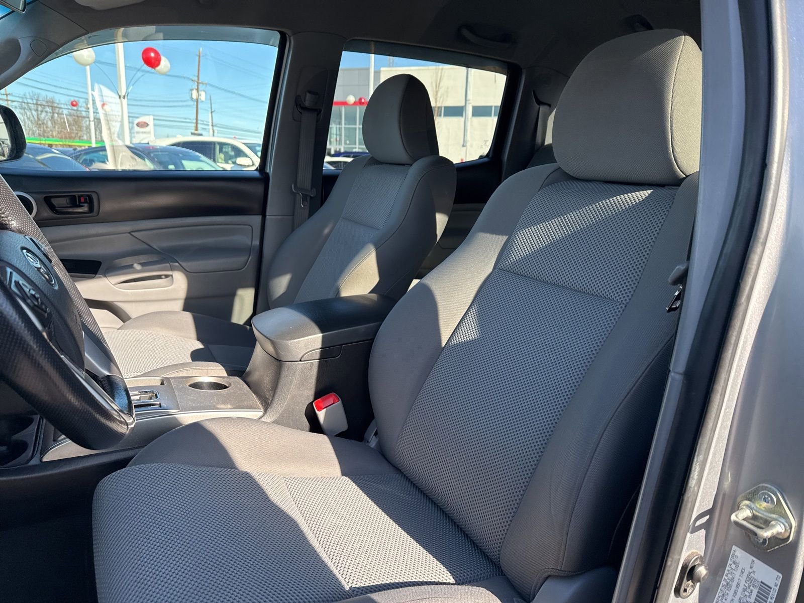 Used 2015 Toyota Tacoma 4x4 Double Cab image 14