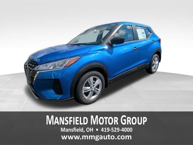 New 2025 Nissan Kicks Play S