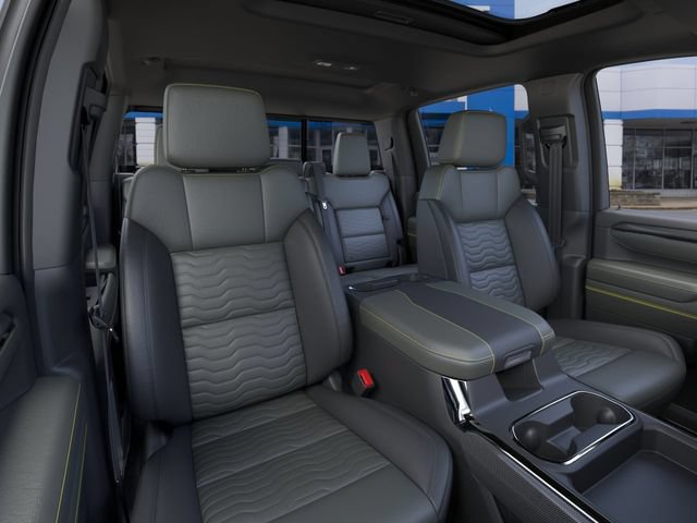 New 2026 Chevrolet Silverado 2500 ZR2 AWD/4WD image 16