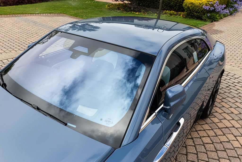 Used 2025 Rolls-Royce Spectre w/ Leather Finishing Pack AWD/4WD image 32