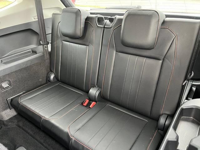 Used 2024 Volkswagen Tiguan Wolfsburg Edition FWD image 14