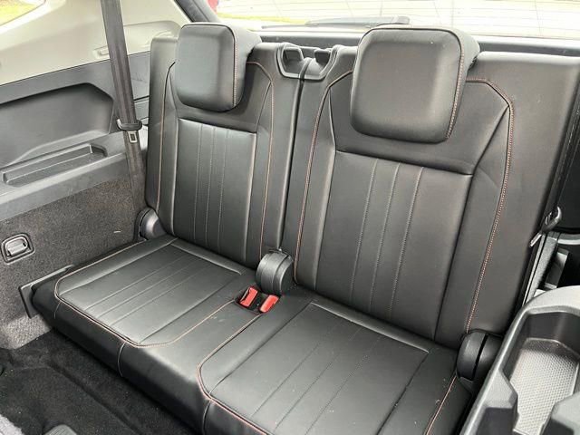 Used 2024 Volkswagen Tiguan Wolfsburg Edition FWD image 14
