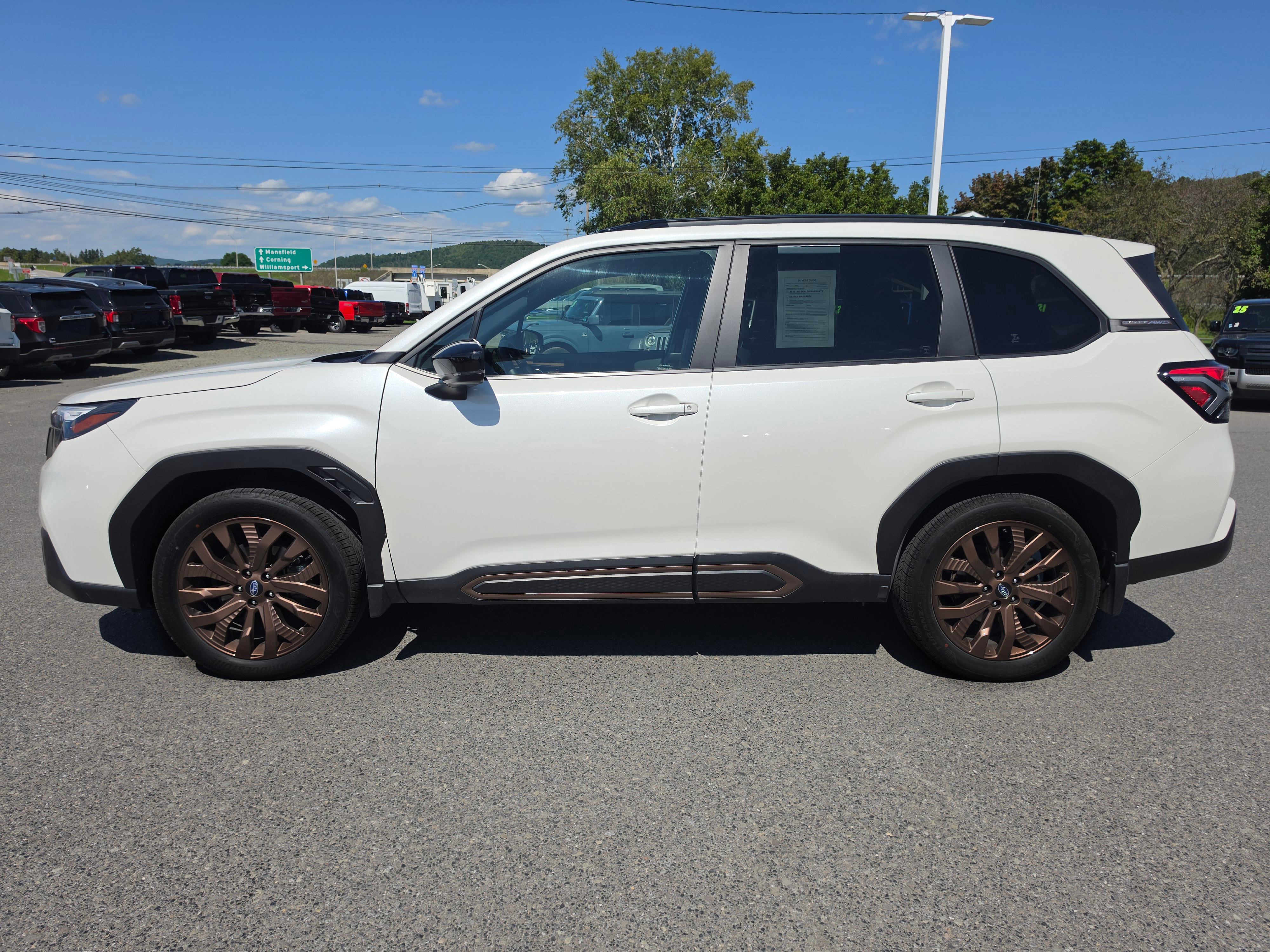 Used 2025 Subaru Forester Sport AWD/4WD image 7