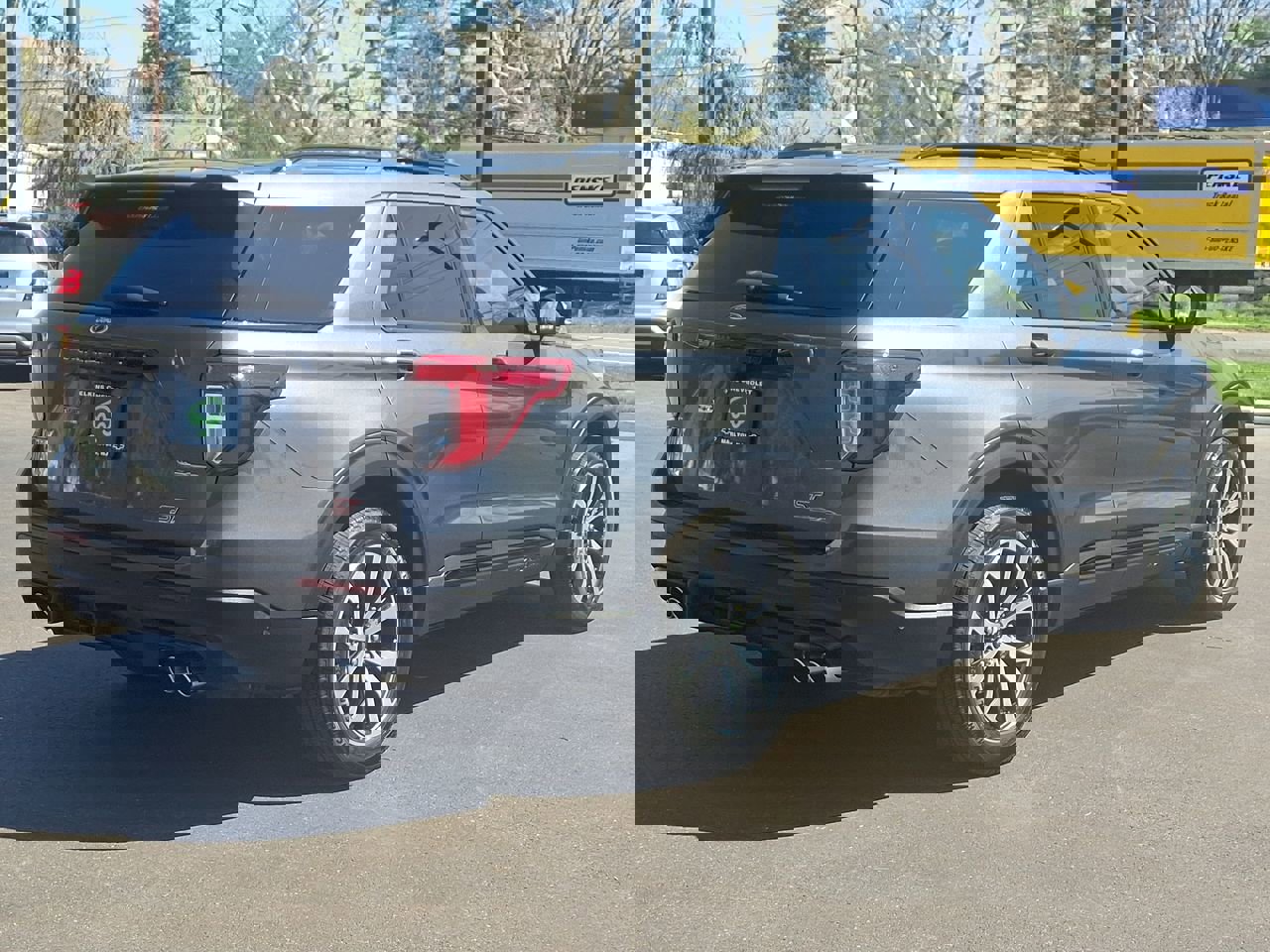 Used 2020 Ford Explorer ST image 25