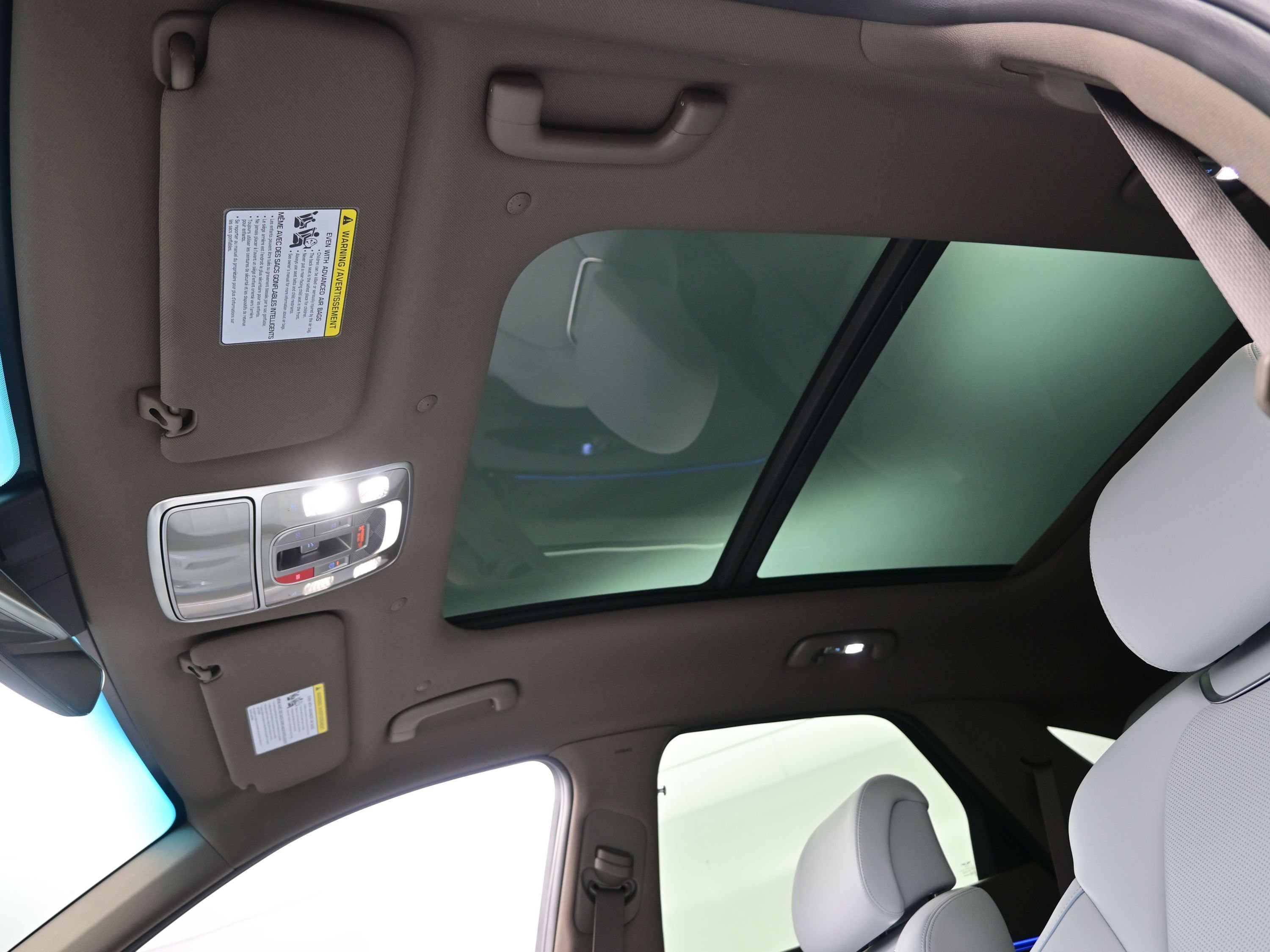 Certified 2026 Genesis GV70 2.5T Advanced image 18