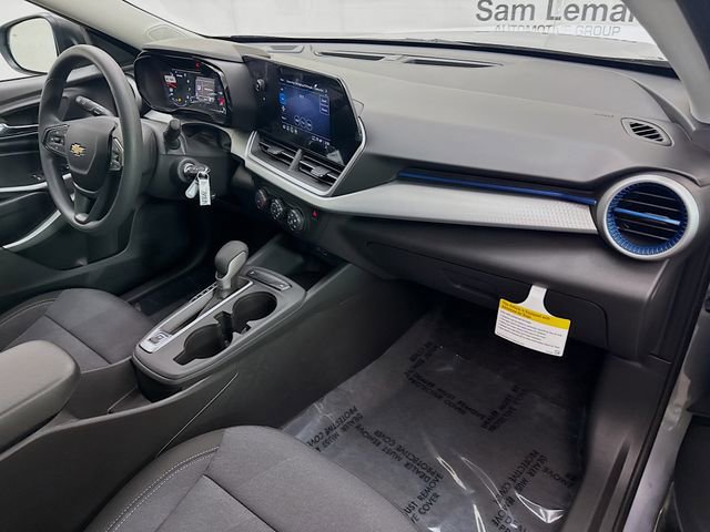 New 2026 Chevrolet Trax LS w/ Driver Confidence Package image 29