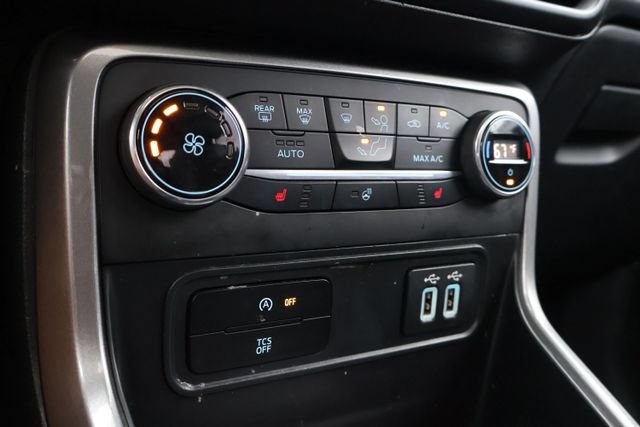 Used 2019 Ford EcoSport SES w/ SES Black Appearance Package AWD/4WD image 16