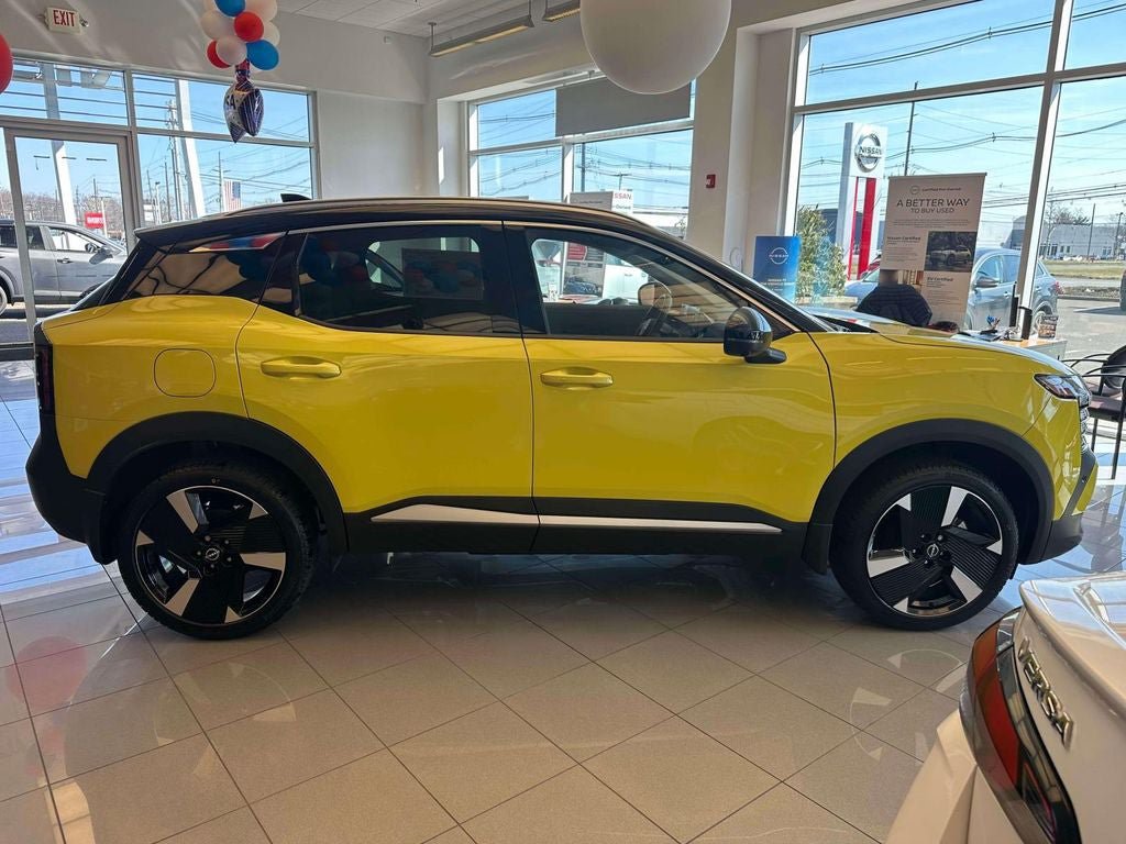 New 2026 Nissan Kicks SR w/ Cold Weather Package AWD/4WD image 4