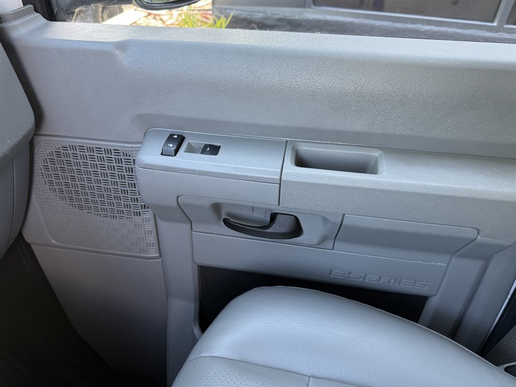 Used 2023 Ford E-350 and Econoline 350 Super Duty w/ Power Windows & Locks Group RWD image 31