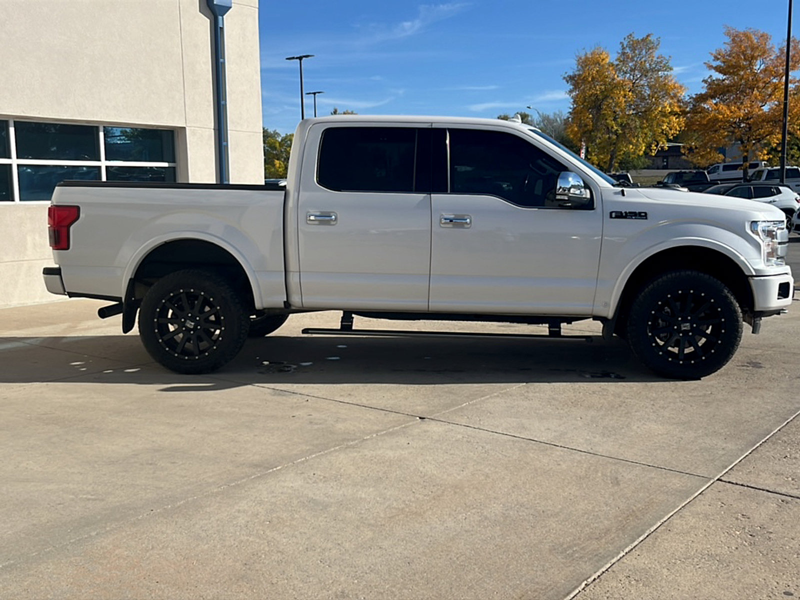 Used 2019 Ford F150 Platinum w/ Technology Package AWD/4WD image 4