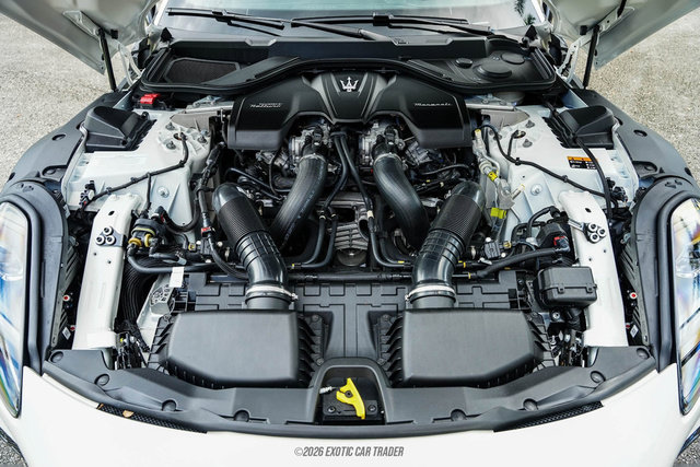 Used 2024 Maserati GranTurismo Trofeo AWD/4WD image 15